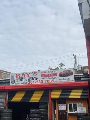 Ray's Tire Shop