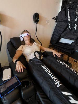 Compression therapy and brain tap in Costa Mesa
