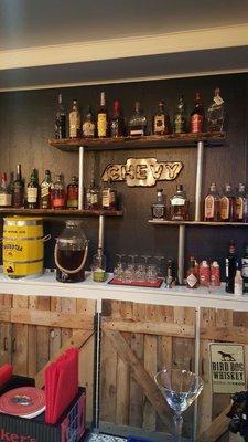 New Bourbon bar with a country vibe right here in the heart of Toledo