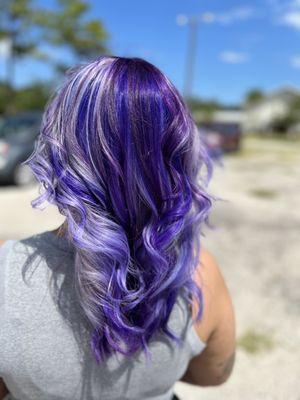 Laura’s Beauty Bar