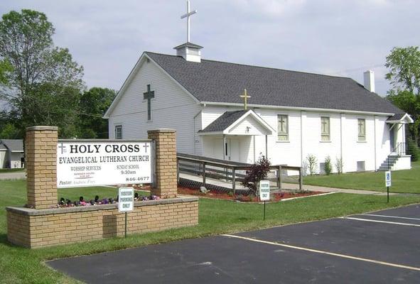 Holy Cross Lutheran Church