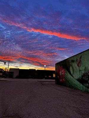 It's truly a gift to have arrived to serve.
Let's balance from the inside out.
No more pain, inflammation, dis-ease.?
Time to tune in