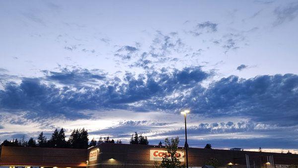 Pumping gas Friday evening. No line (4/18/25)
