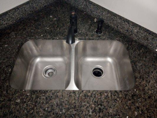 Nicole's Cleaning Solutions