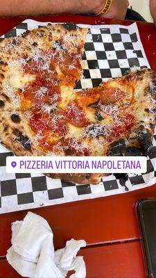 Pepperoni pizza