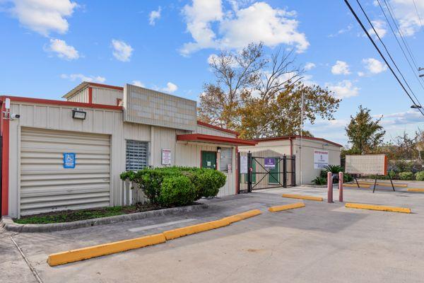 Boat parking facility in Houston, TX