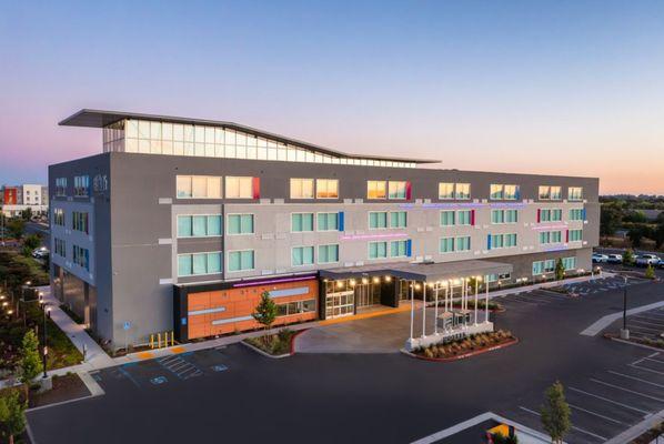 Aloft Sacramento Airport Natomas