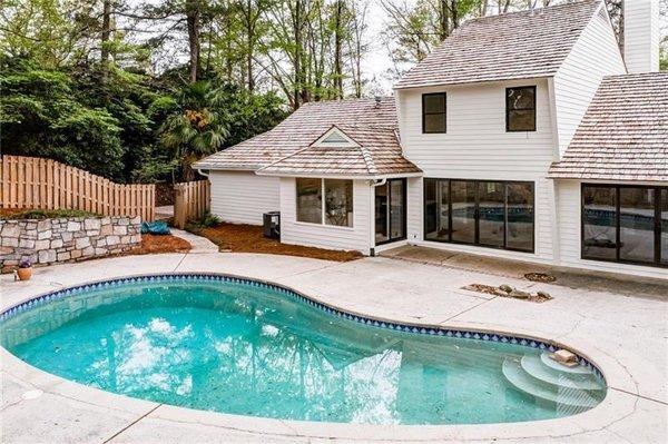 Summit Swimming Pool Service