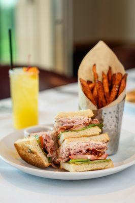 Riverview Golf & Country Club