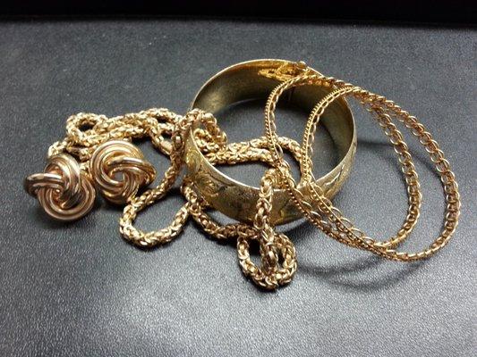 Elevated Jewelry & Gold Buyers