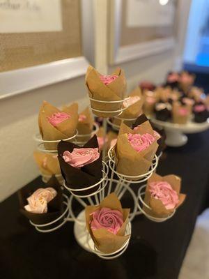 Custom white chocolate with raspberry cupcakes and apple spice cupcakes.