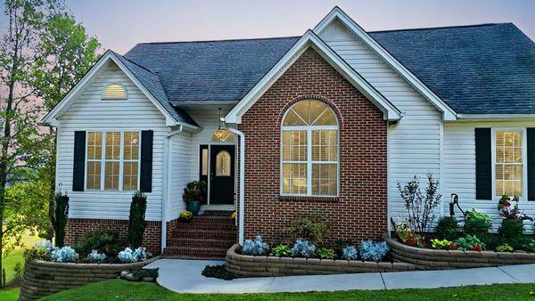 Crye-Leike, Realtors