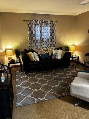 Entry way looking in of BridgeHope Family Therapy