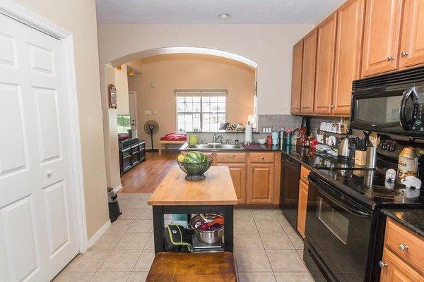 Pamela Yellowe - Berkshire Hathaway HomeService