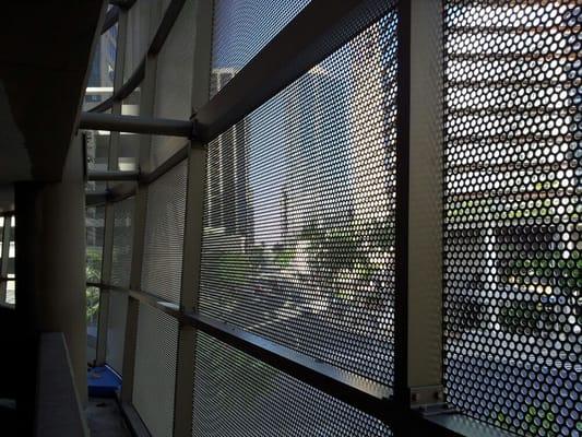 Capitol Place/District Service Public Parking Garage