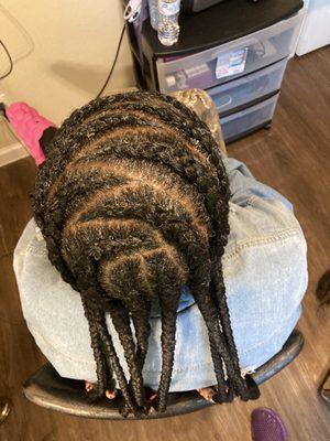 Golden Gurls Beauty Bar