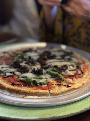 The Rosa Linda Pizza