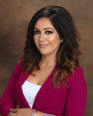 Farmers Insurance - Christina Moya