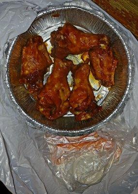 Barbecue wings