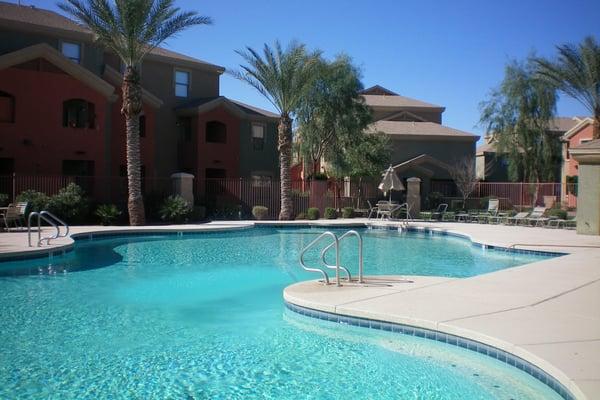 San Lucas Apartments