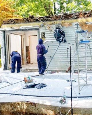 Air Quality Testing During Exterior Shingles ACM Removal