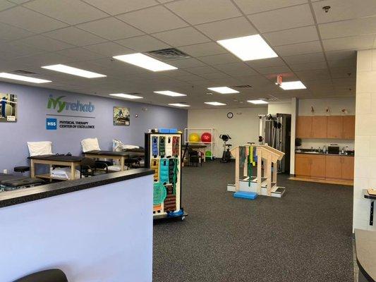 Ivy Rehab HSS Physical Therapy Center of Excellence