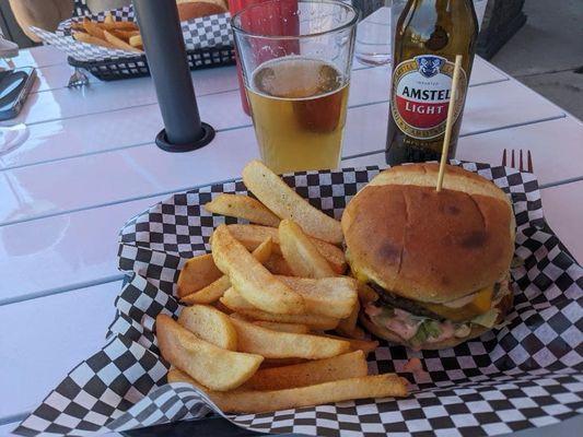 Speedy Burger Tavern