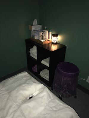 Face hole actually built into the table so massage therapist can get up in the table for better leverage.