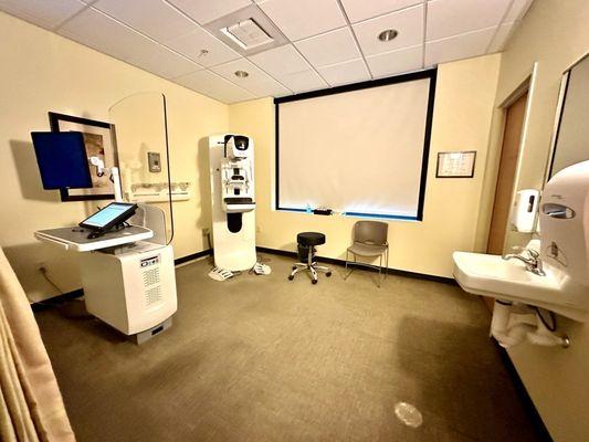 12/12/25 Mammogram room