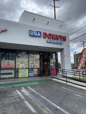 USA Donuts & Croissants
