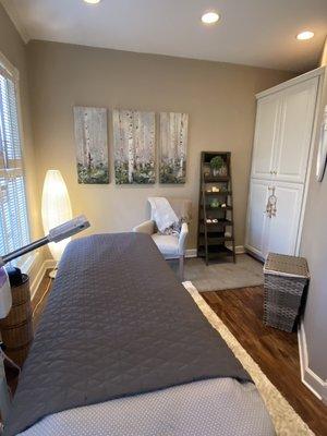 Cozy quaint and private spa room