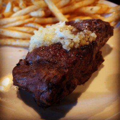 There are many things that I would like to say to you, but I don't know how Flat Iron Steak Frites from #taverngrille