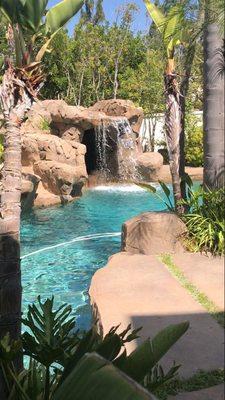 Reyes Pool and Spa Repair