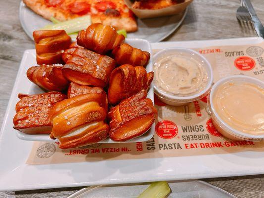 Pretzel Bites