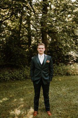 Folchi's Tuxedos and Menswear