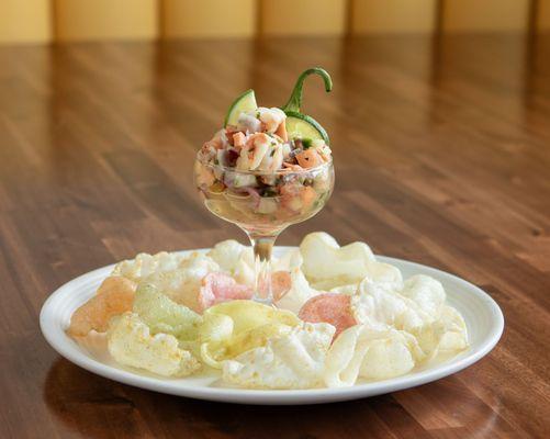 Ceviche mixto with prawn crackers