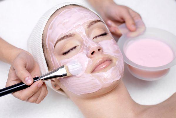 Elite Body offer customize facials, Deep cleansing, Acne Facials, and Much More