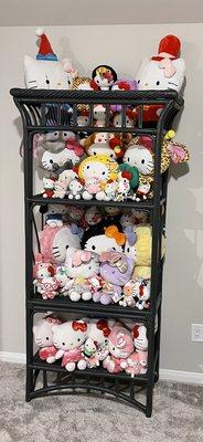 My hello kitties finally have a new home!