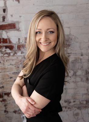 Maureen Lewis, MSN, APRN, FNP-C;
Founder & Aesthetic Injector