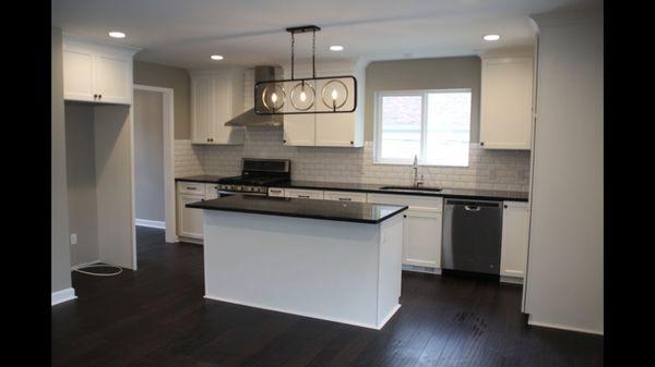 Bob Stern Building Co