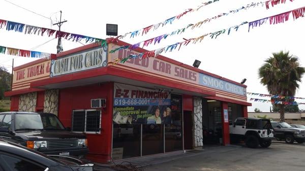 Car and smog in one place, convenient if you want to deal with insulting people