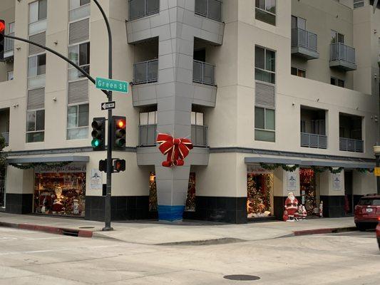 Kristopher Kyer’s “Christmas Corner”