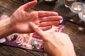 Detailed palm reading