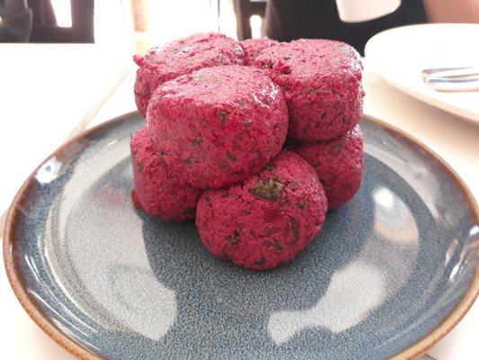 Beatroot & Walnut Charkhali Nigvzit