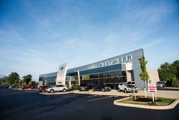 West Herr Ford Lincoln of Amherst