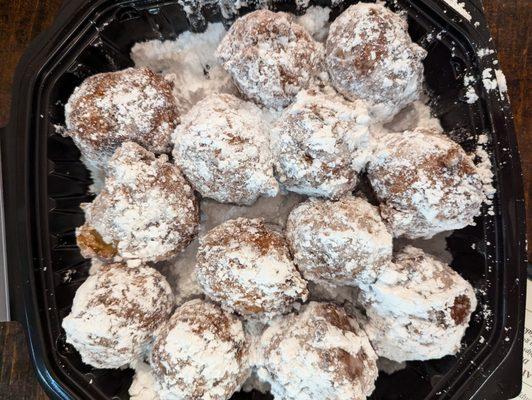 Dutch Pantry Family Restaurants