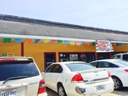 La Tiendita Los Pinedas