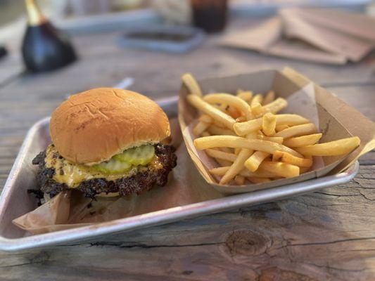First time but one of the best Smash Burgers me and my wife have had! You can tell the manager takes pride in getting it right.