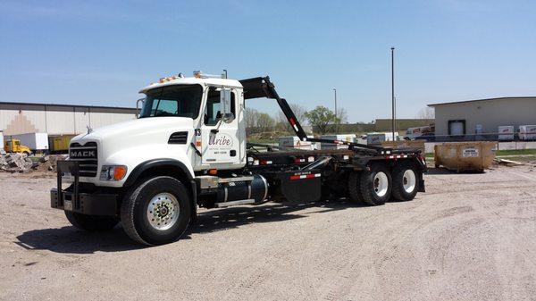 Uribe Refuse Services