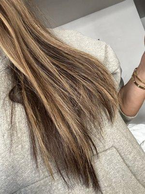 Mora Salon